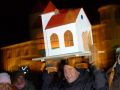 Hier kommt eine große Kirche.